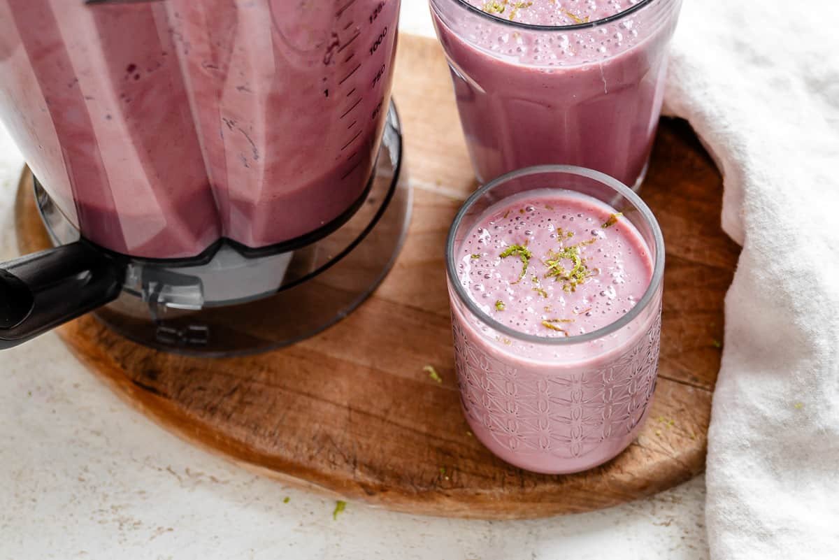 Easy Raspberry Smoothie