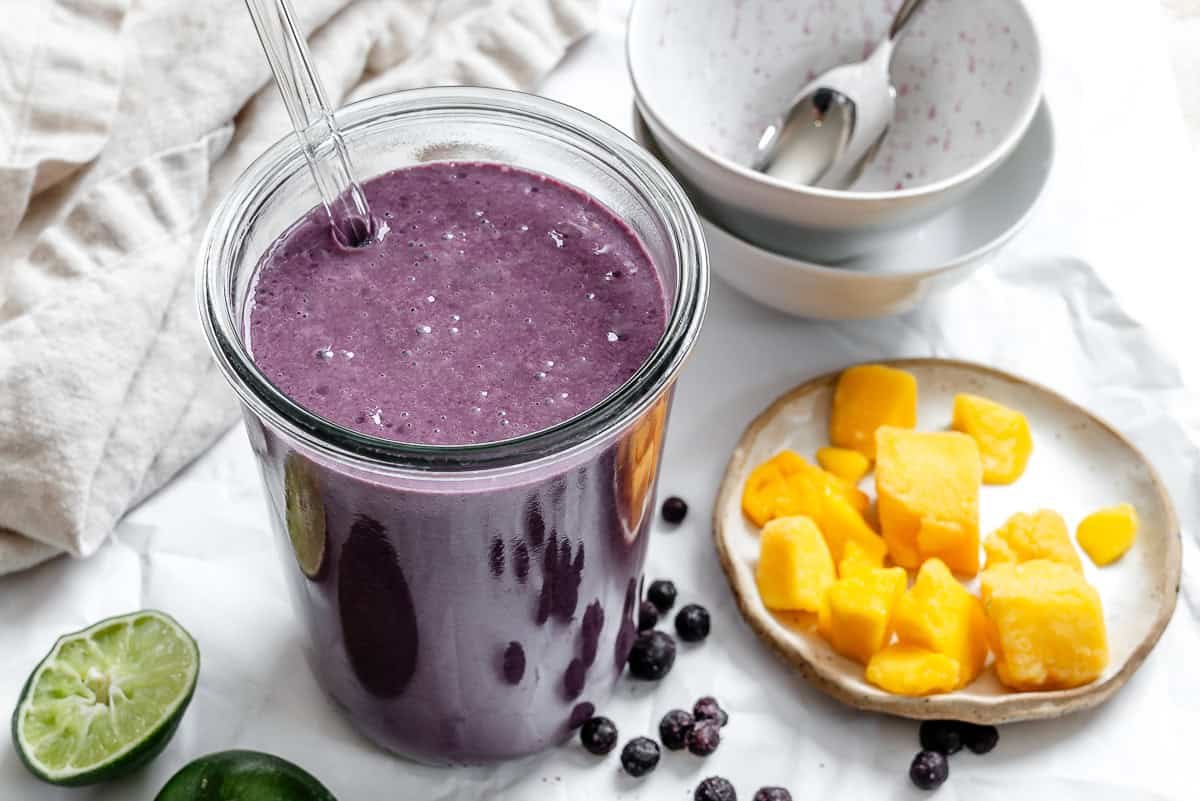 Mango Blueberry Smoothie