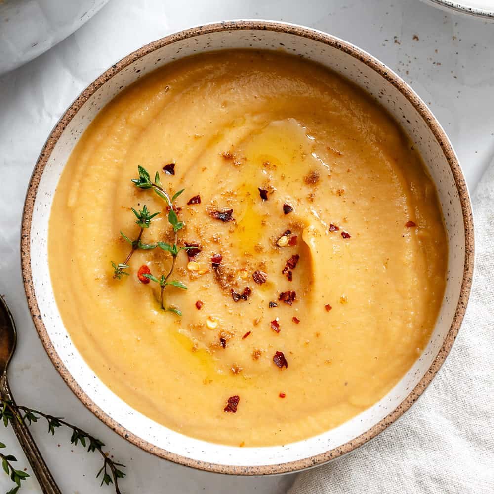 completed Roasted Parsnip Soup in a bowl
